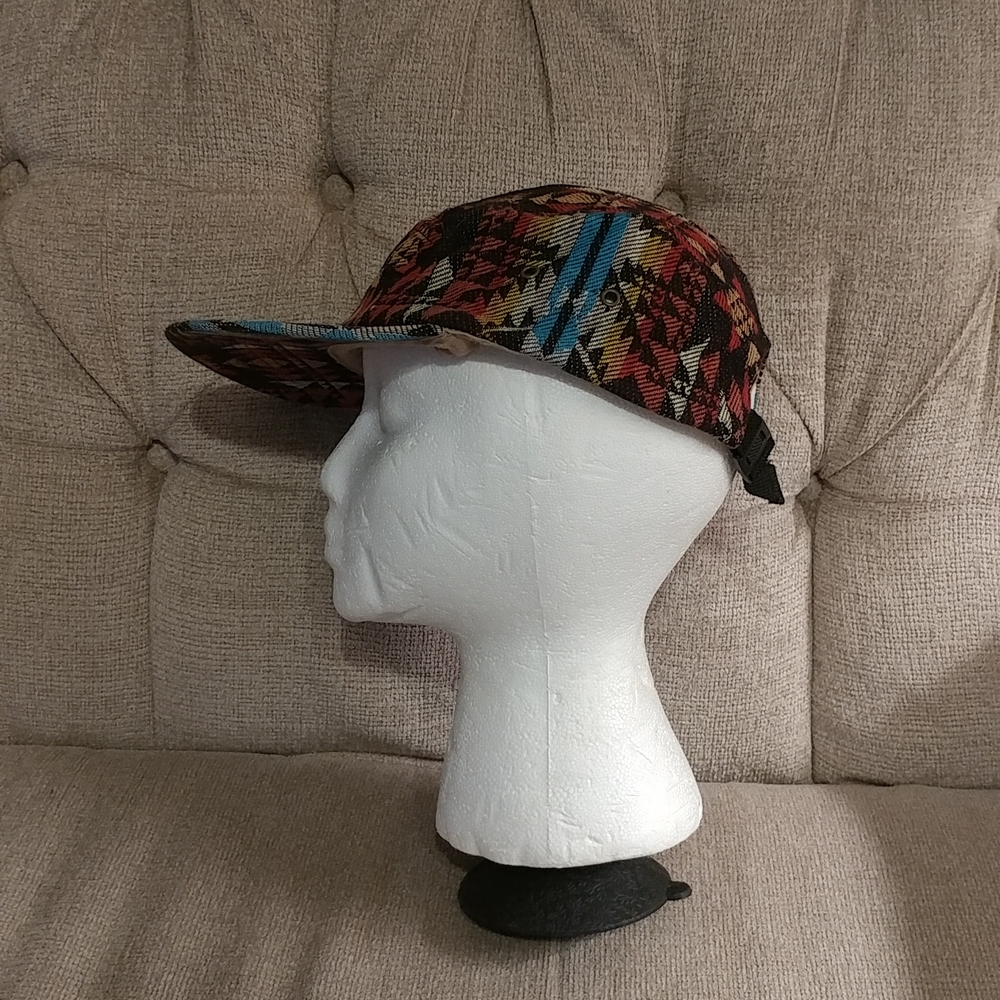 Peter Grimm - multi colored cap